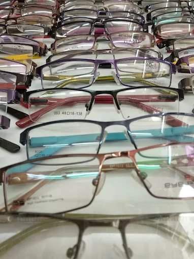S M OPTICALS